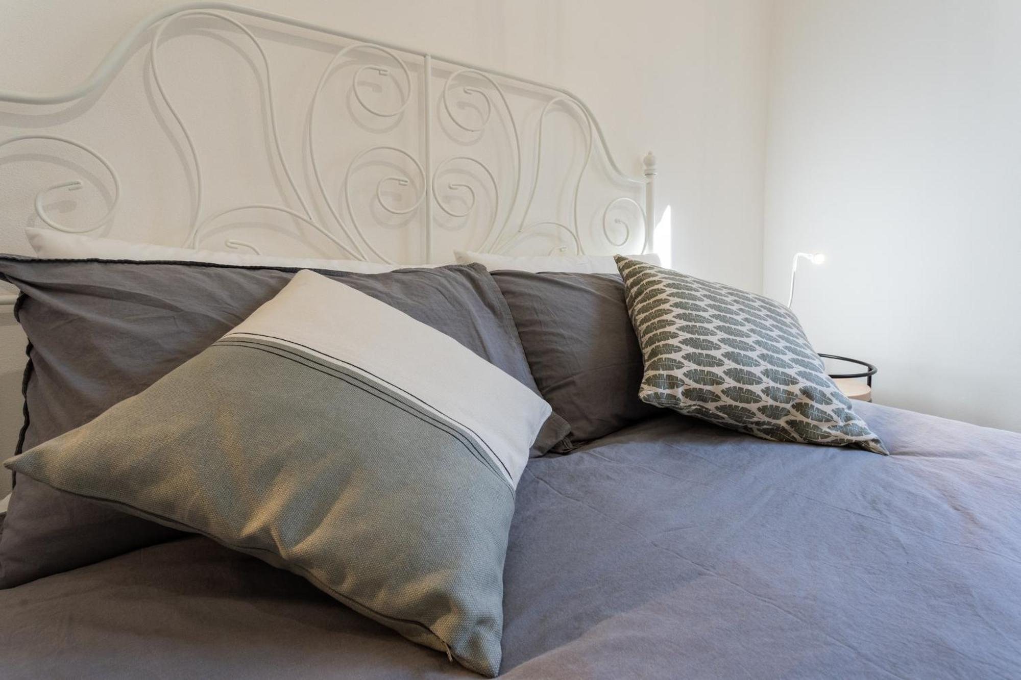 Lovely Corner In The Heart Of The Lake By Rent All Côme Extérieur photo